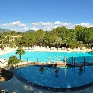 https://greenchalets-roquebrune-sur-argens.fr-provencehotel.com